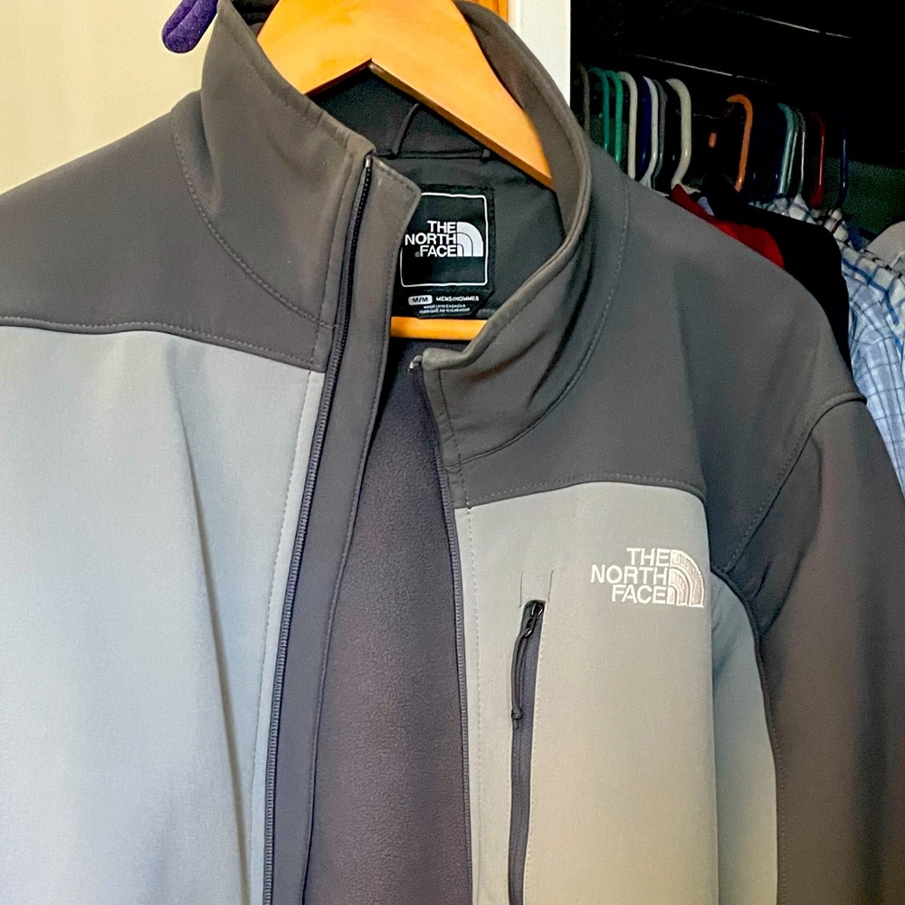 North face Men’s Apex Bionic Jacket. Size medium. Worn just a few times.